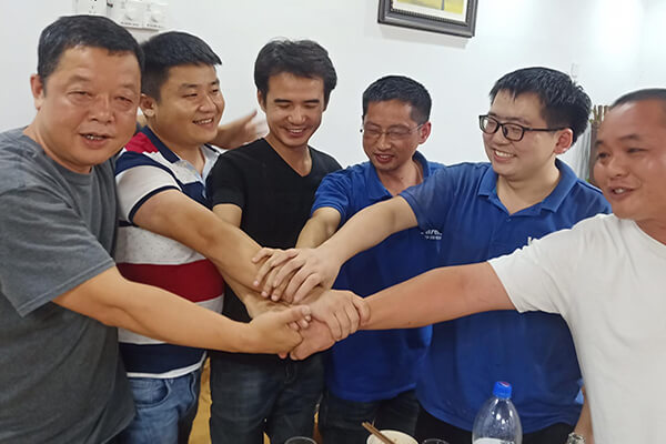 歡度中秋佳節(jié)，情滿華瑞易能